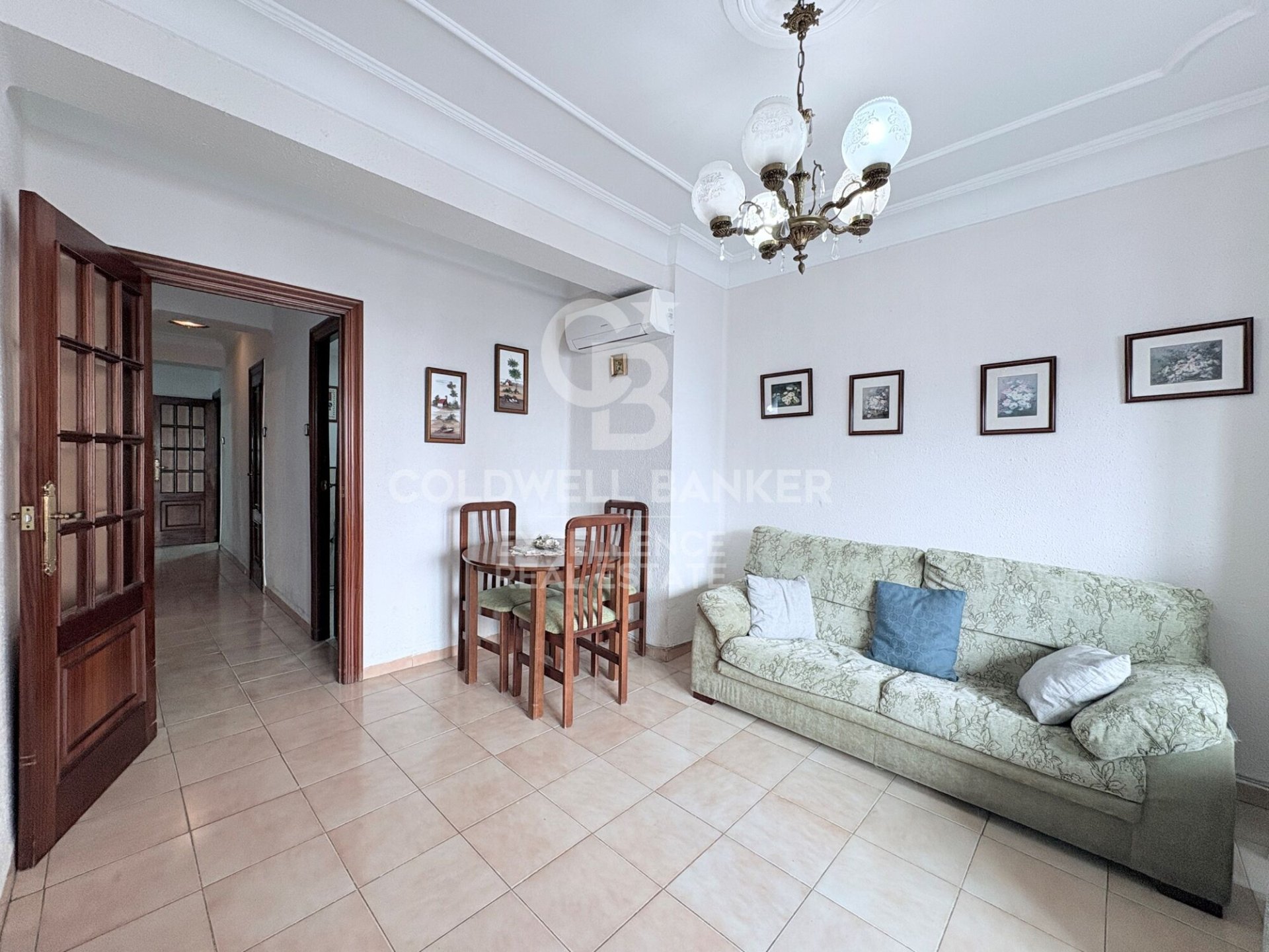 Apartament w Valencia, Hiszpania 4 sypialnie, 95 mkw. nr 156769