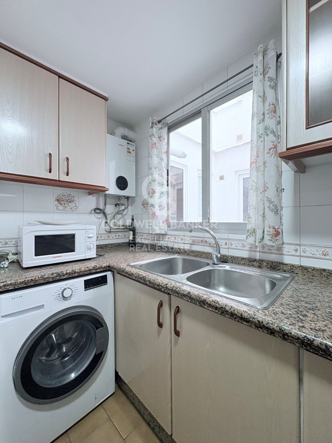 Apartament w Valencia, Hiszpania 4 sypialnie, 95 mkw. nr 156769
