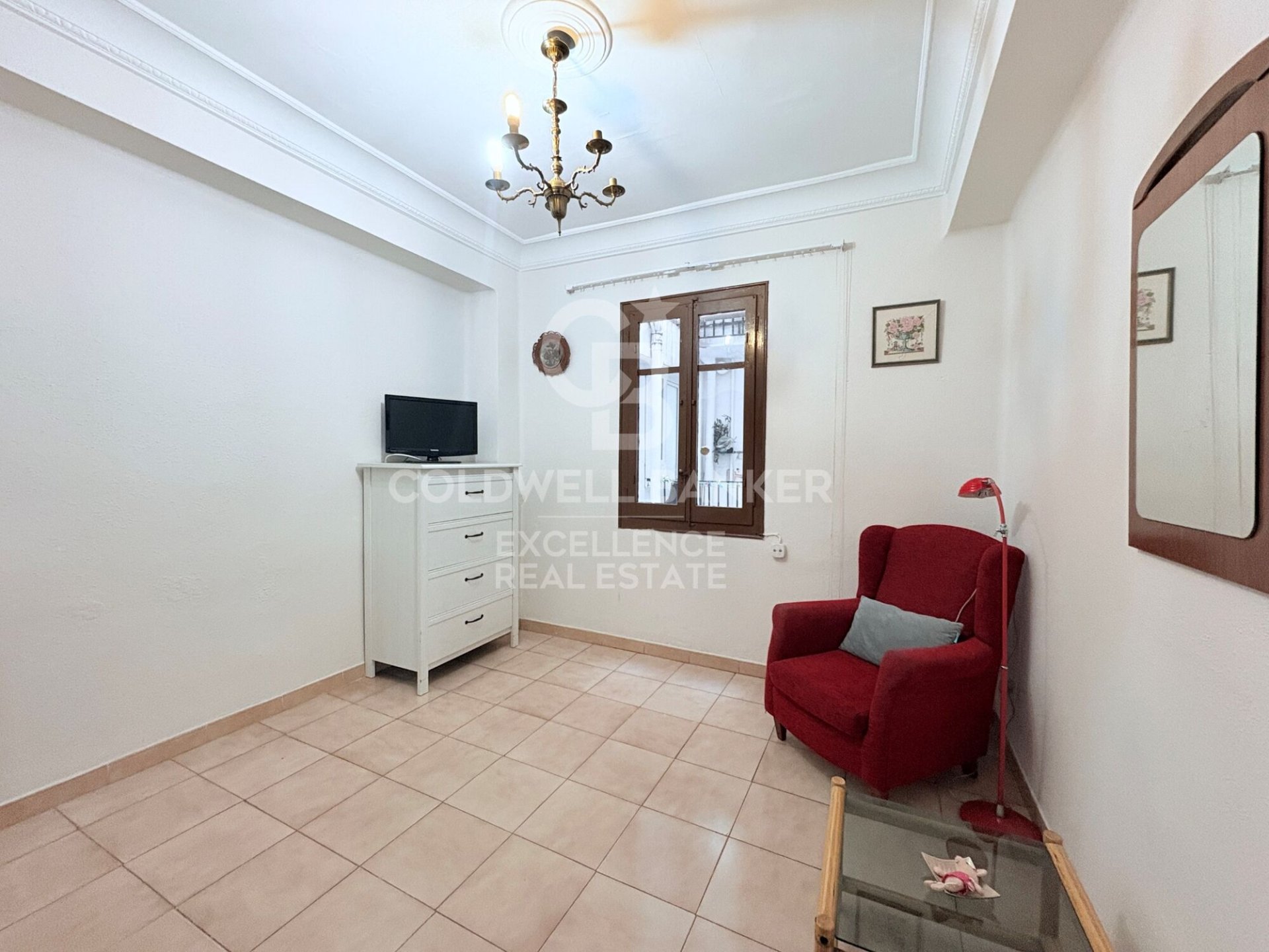 Apartament w Valencia, Hiszpania 4 sypialnie, 95 mkw. nr 156769