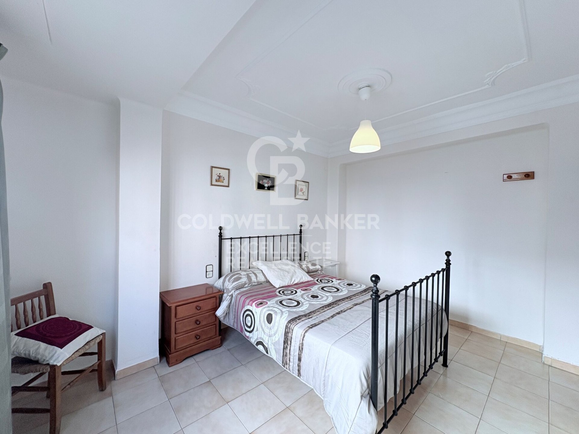 Apartament w Valencia, Hiszpania 4 sypialnie, 95 mkw. nr 156769