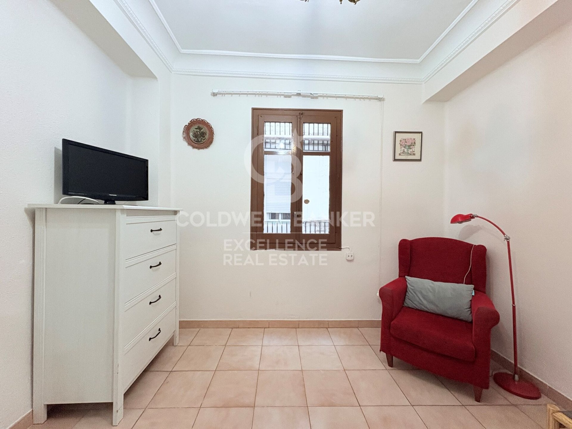 Apartament w Valencia, Hiszpania 4 sypialnie, 95 mkw. nr 156769