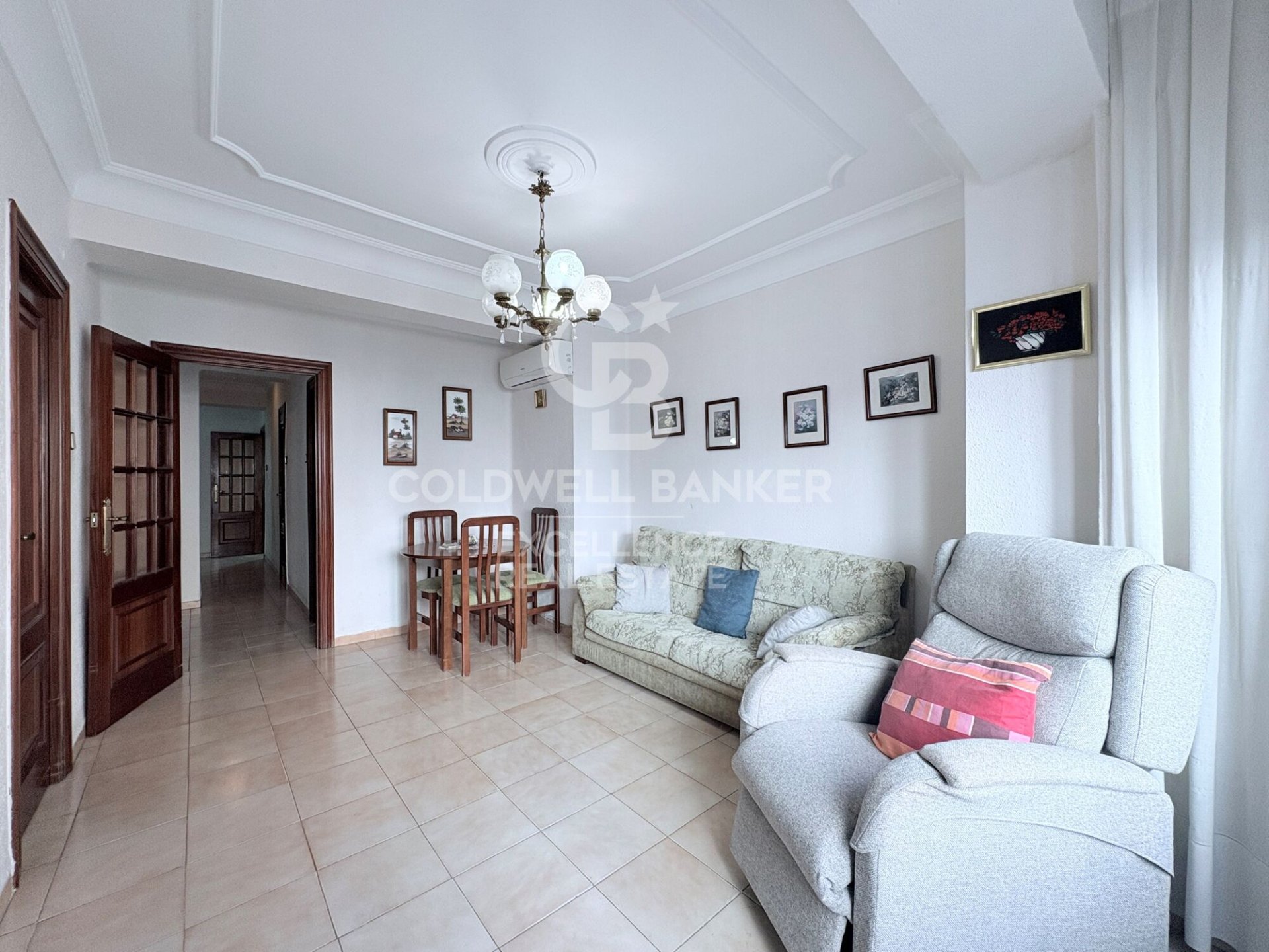 Apartament w Valencia, Hiszpania 4 sypialnie, 95 mkw. nr 156769