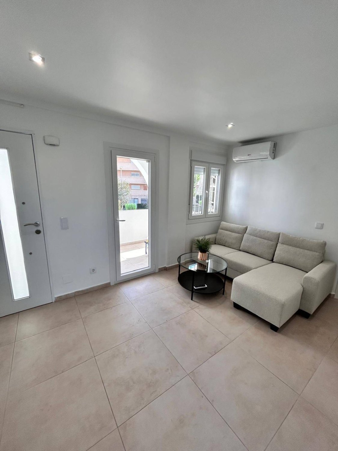 Dzīvoklis La Zenia, Alicante, Spānijā 2 istabas, 60 m2 Nr. 189245