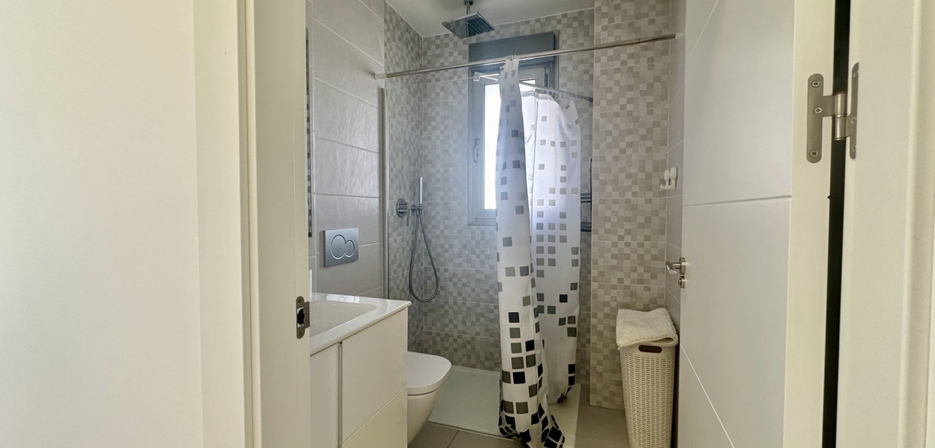 Wohnung in Alicante, Spanien 3 Schlafzimmer, 82 m2 Nr. 179606