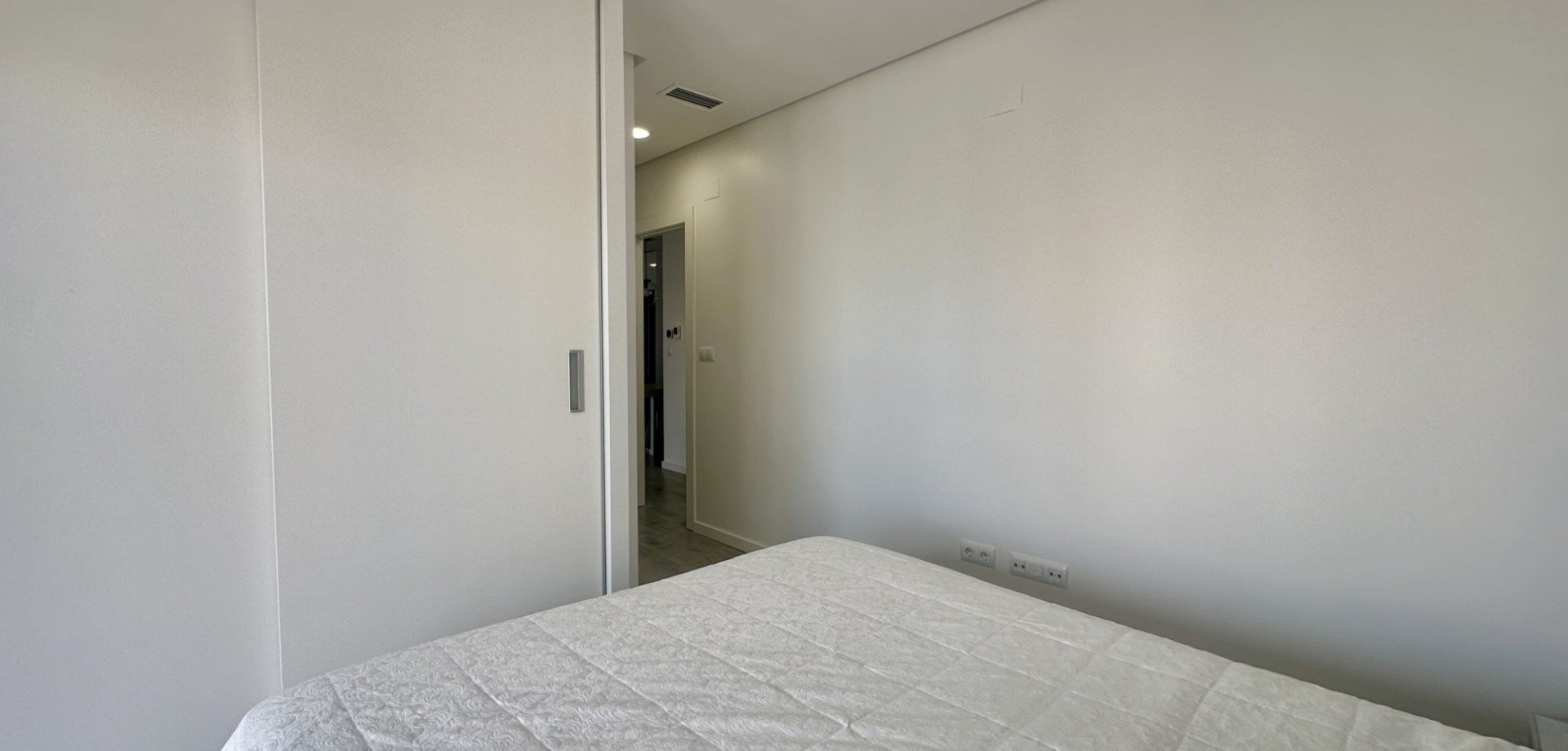 Wohnung in Alicante, Spanien 3 Schlafzimmer, 82 m2 Nr. 179606