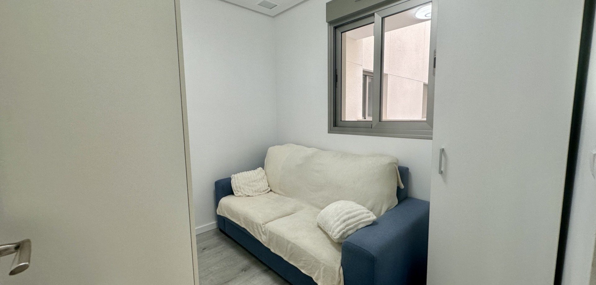 Wohnung in Alicante, Spanien 3 Schlafzimmer, 82 m2 Nr. 179606