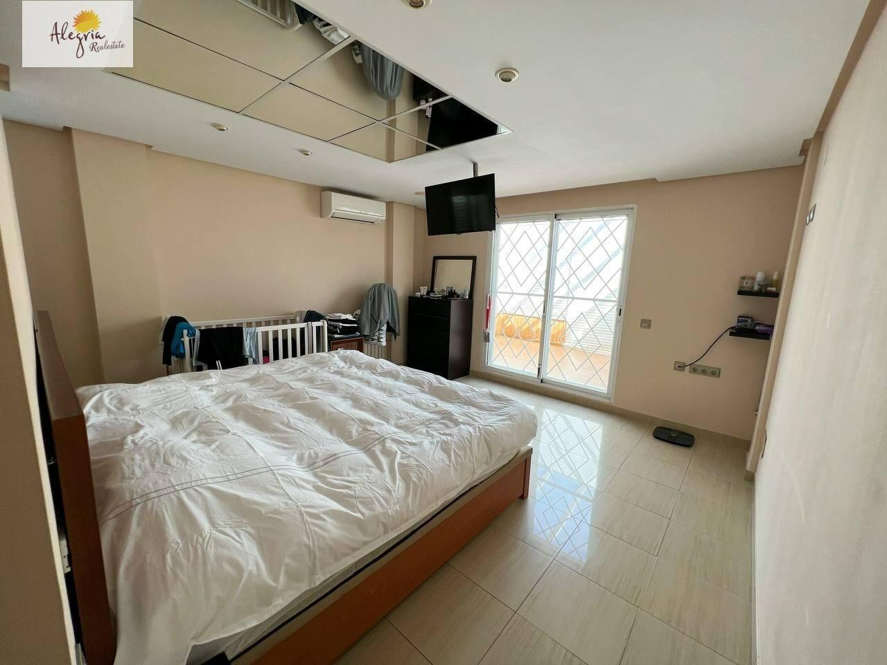 Dzīvoklis Manises, Valencia, Spānijā 4 istabas, 460 m2 Nr. 168716