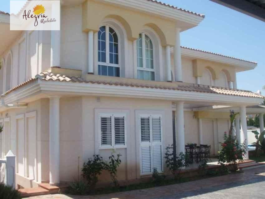 Apartamento en L'Eliana, València, España 4 dormitorios, 480 m2 No. 168715