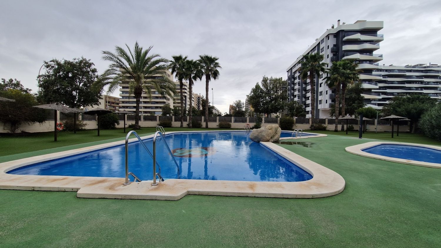 Wohnung in Alicante, Spanien 2 Schlafzimmer,  Nr. 142961