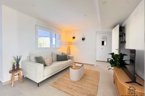 Apartment in Torrevieja, Alicante, Spain 2 bedrooms, 95 sq.m. No. 189703