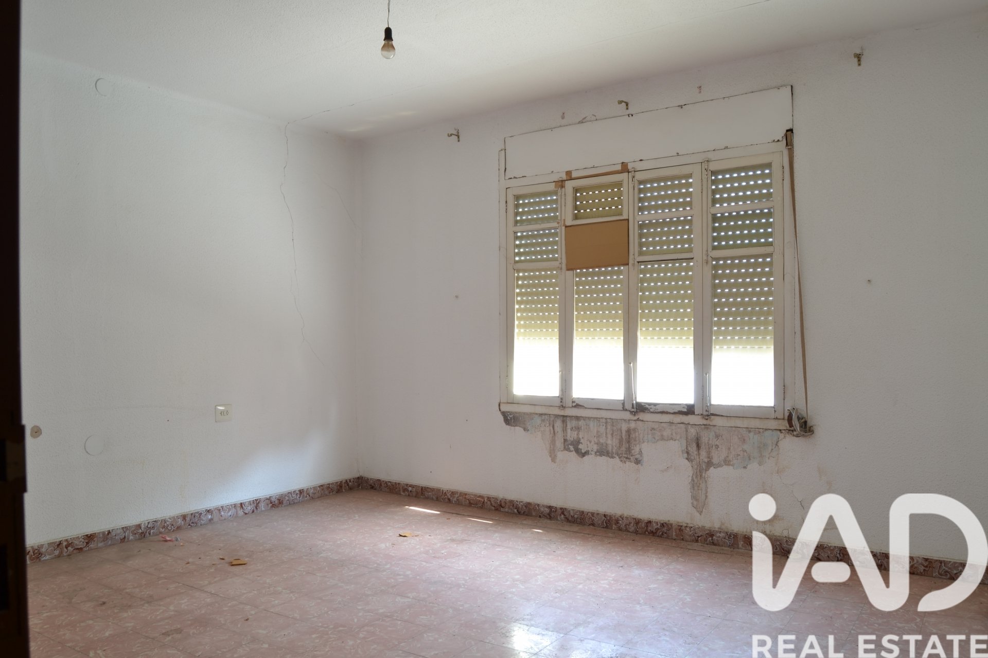 Huoneisto Vila-real, Castellon, Espanja 3 makuuhuonetta, 350 m2 No. 188440