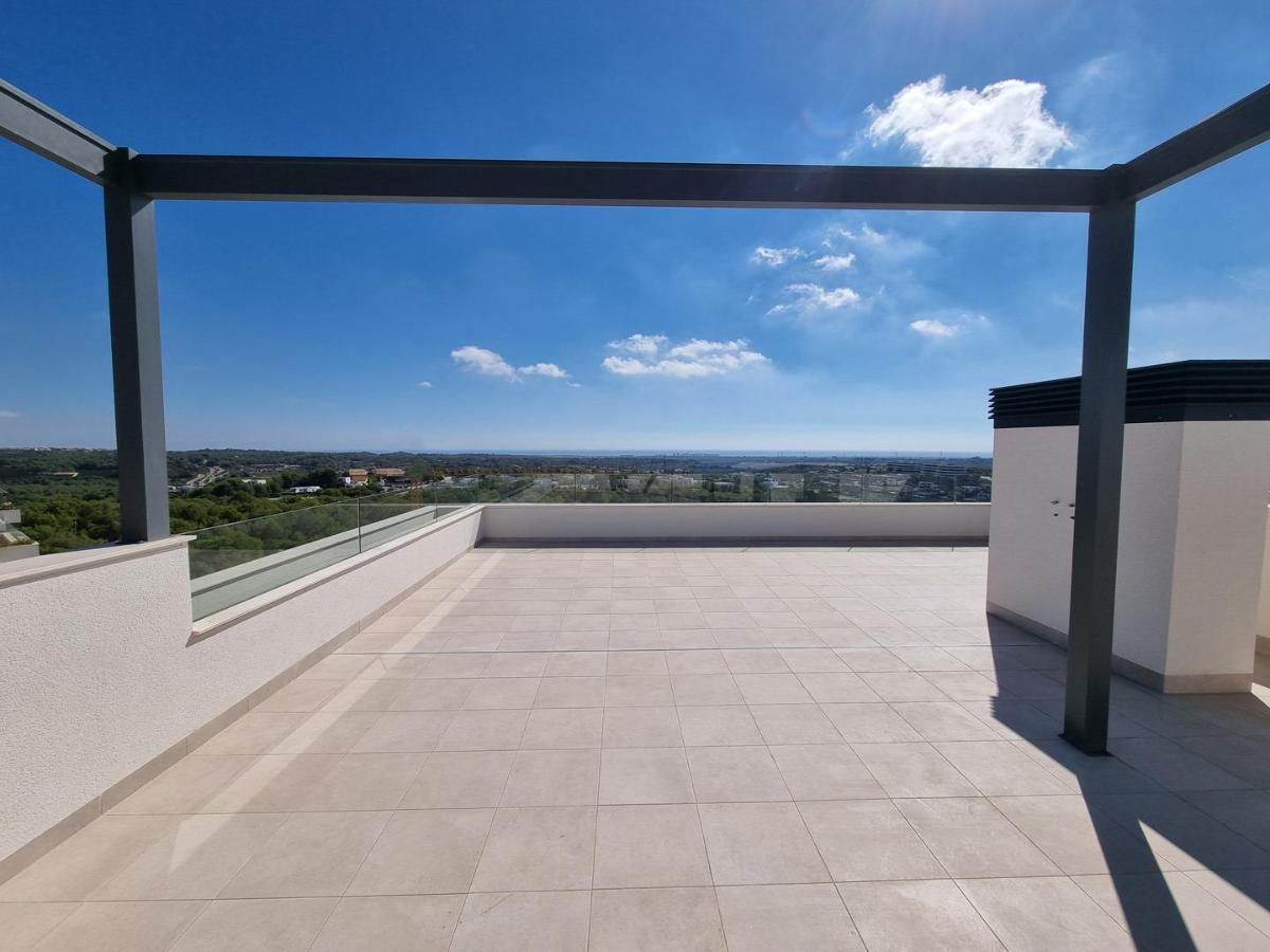 Kattohuoneisto San Miguel de Salinas, Alicante, Espanja 3 makuuhuonetta, 118 m2 No. 98213