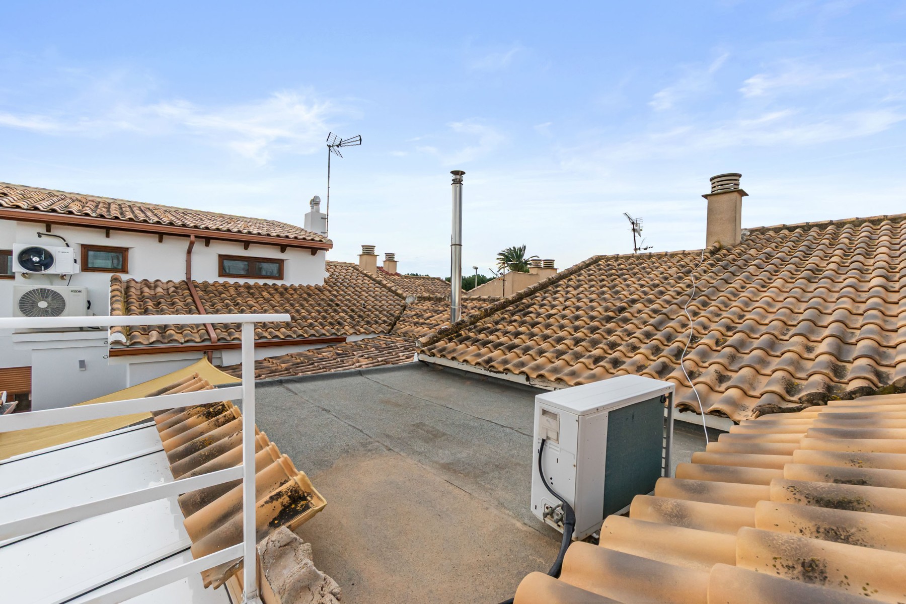 Casa adosada en Alicante, España 2 dormitorios, 72 m2 No. 196009