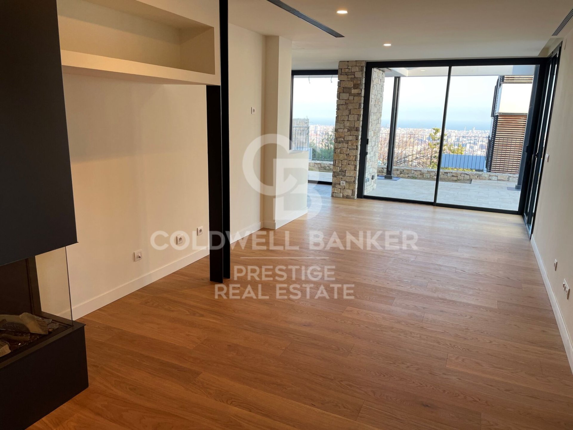 Māja Barcelona, Spānijā 5 istabas, 480 m2 Nr. 160420