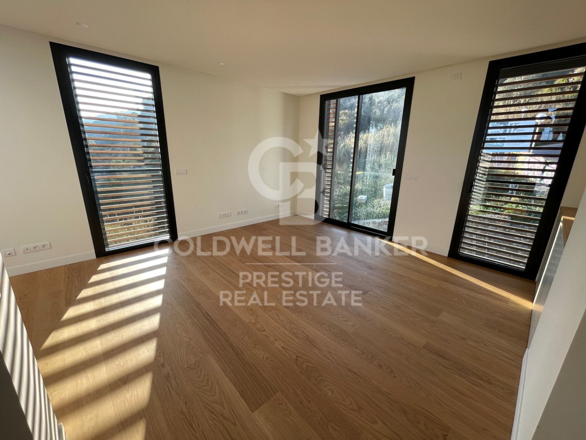 Māja Barcelona, Spānijā 5 istabas, 480 m2 Nr. 160420