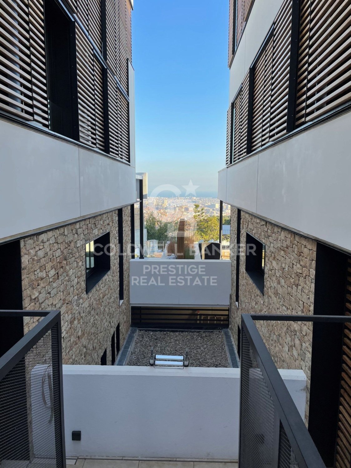Māja Barcelona, Spānijā 5 istabas, 480 m2 Nr. 160420