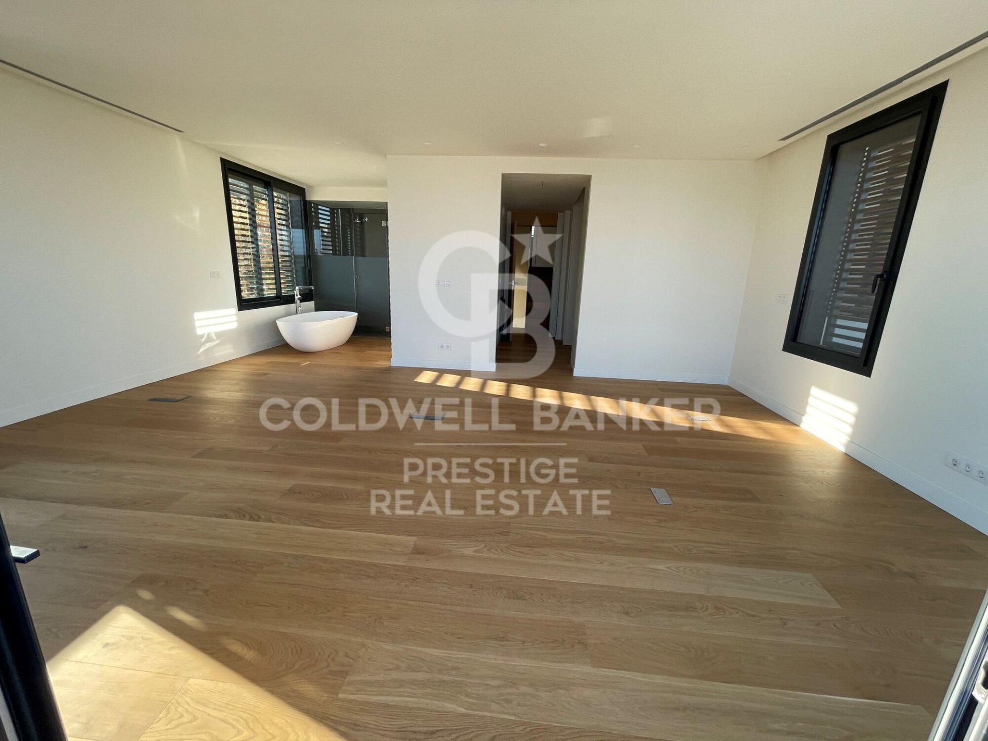 Māja Barcelona, Spānijā 5 istabas, 480 m2 Nr. 160420