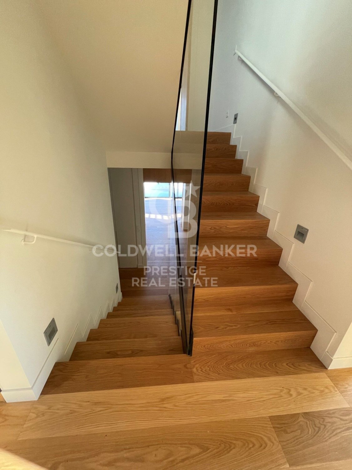 Māja Barcelona, Spānijā 5 istabas, 480 m2 Nr. 160420