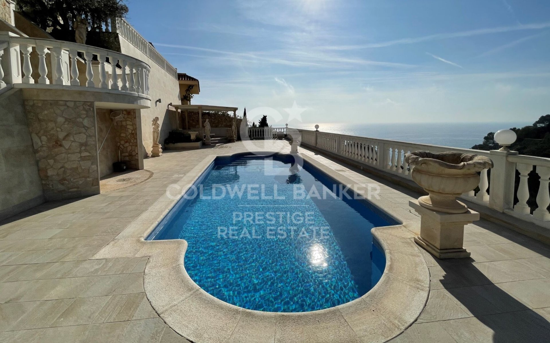 Villa i Lloret de Mar, Girona, Spanien 6 sovrum, 878 kvm. Nr. 160418