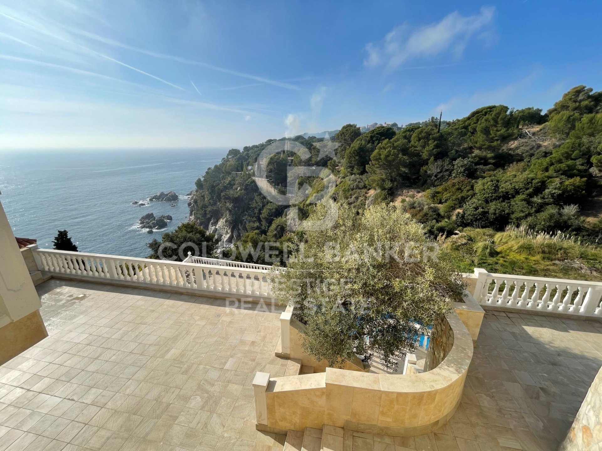 Villa i Lloret de Mar, Girona, Spanien 6 sovrum, 878 kvm. Nr. 160418