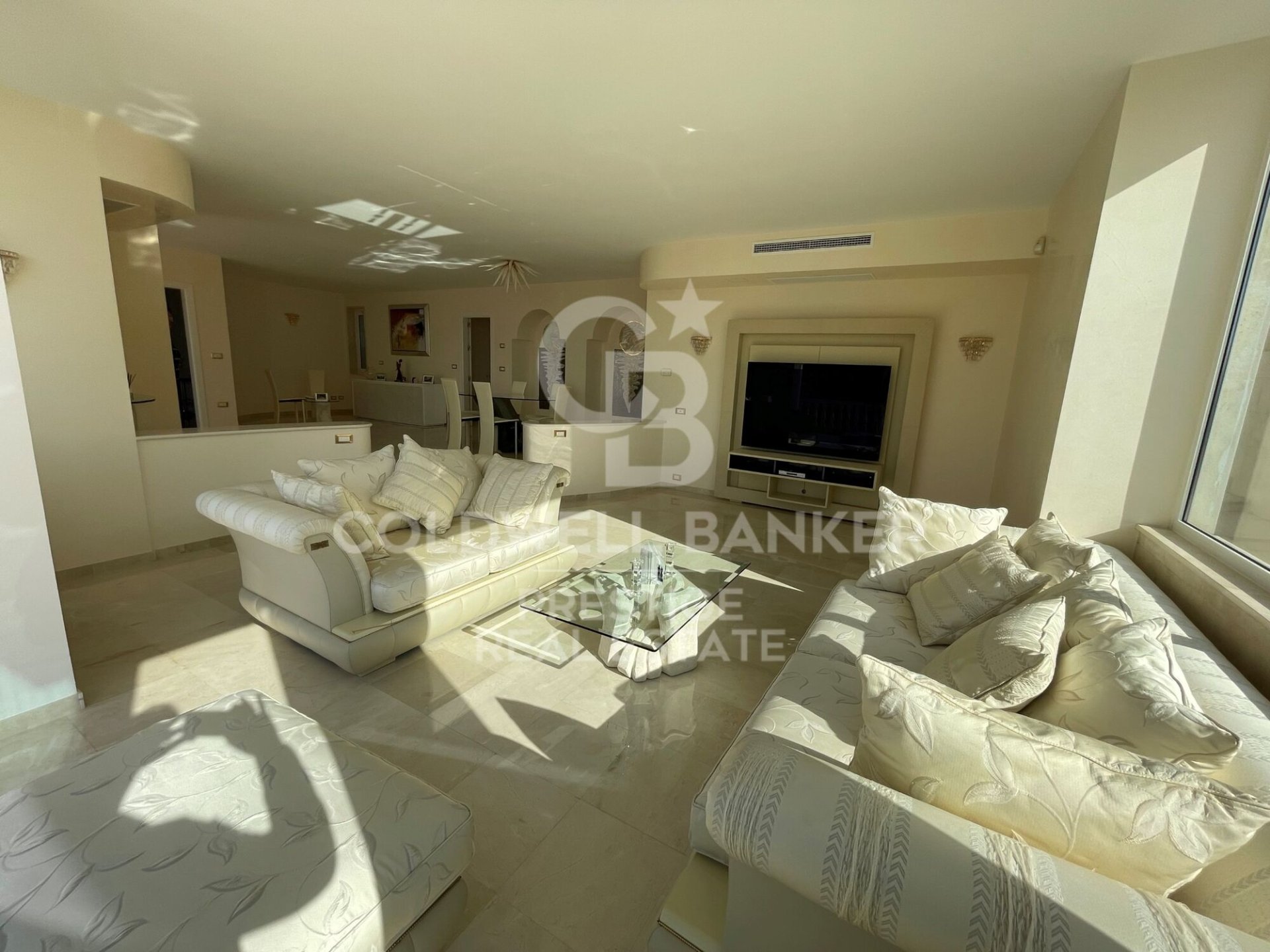 Villa i Lloret de Mar, Girona, Spanien 6 sovrum, 878 kvm. Nr. 160418