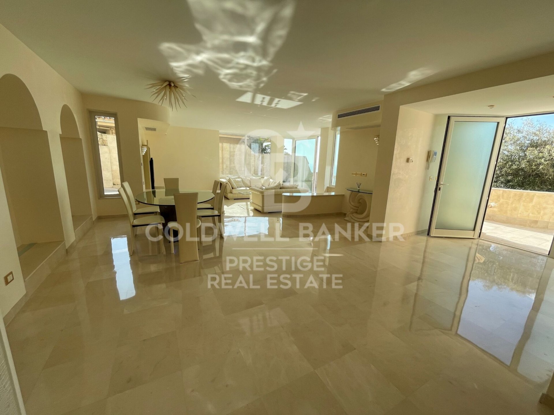 Villa i Lloret de Mar, Girona, Spanien 6 sovrum, 878 kvm. Nr. 160418
