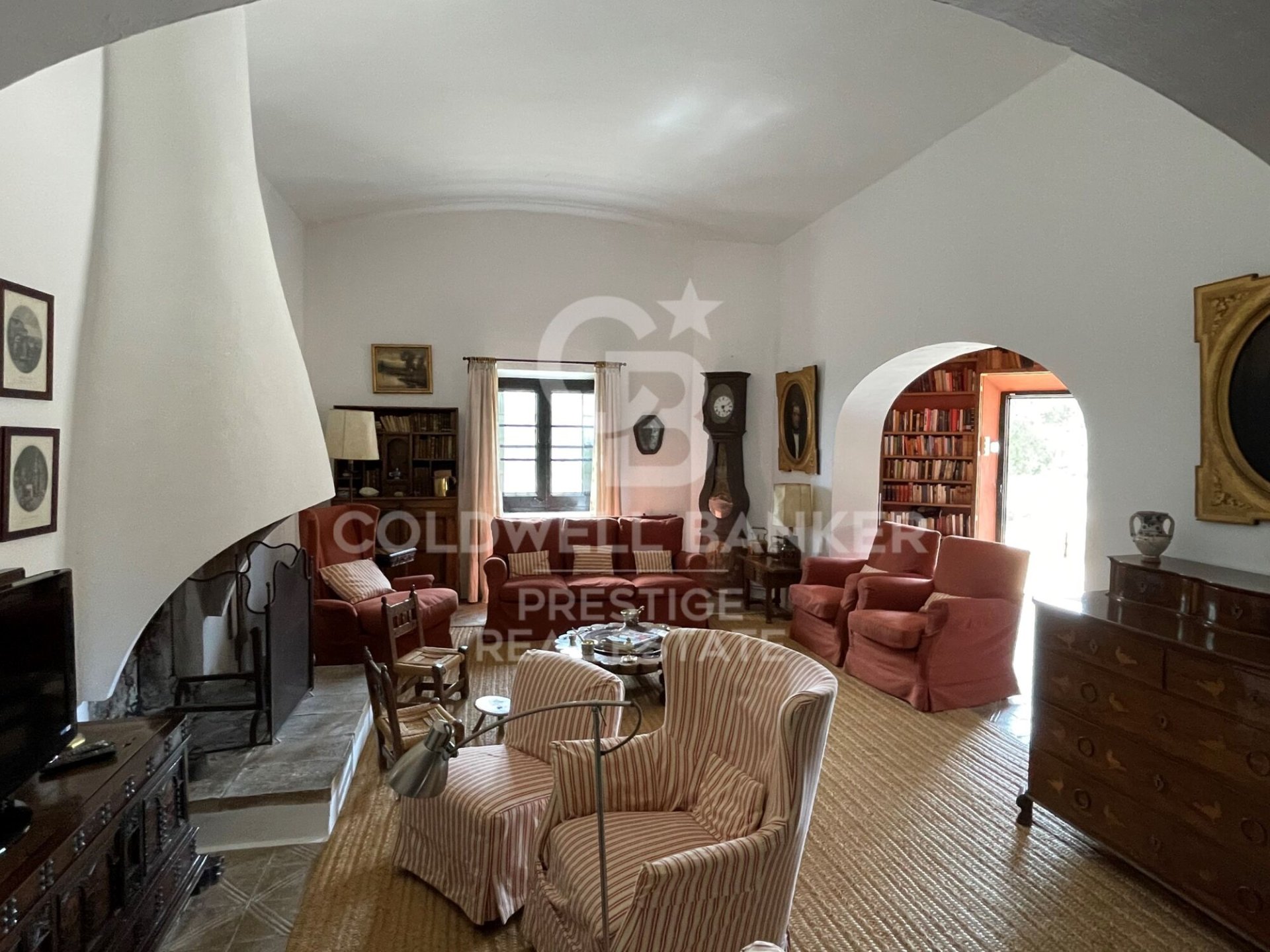 House à Vilanova i la Geltru, Barcelona, Espagne 18 chambres, 4000 m2 No. 160422