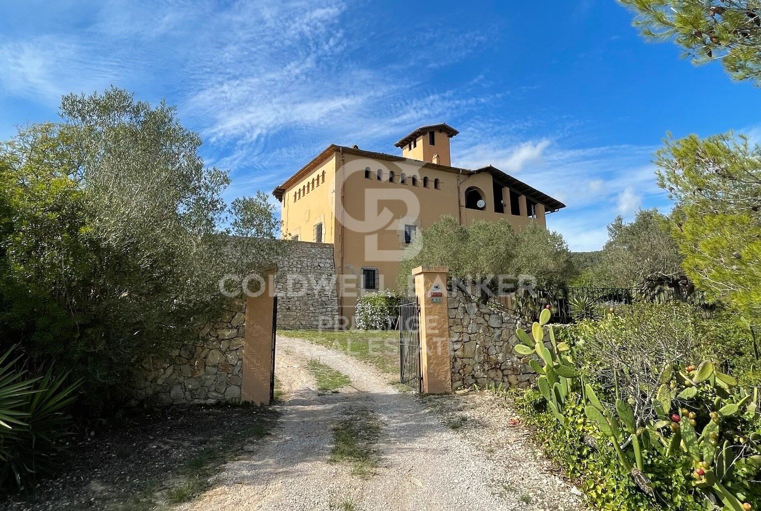 House à Vilanova i la Geltru, Barcelona, Espagne 18 chambres, 4000 m2 No. 160422