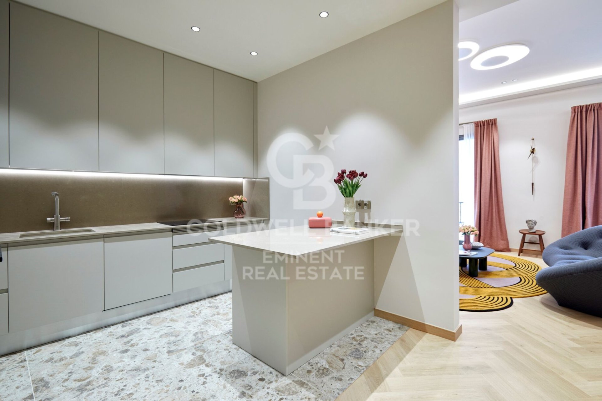 Wohnung in Barcelona, Spanien 3 Schlafzimmer,  Nr. 178635