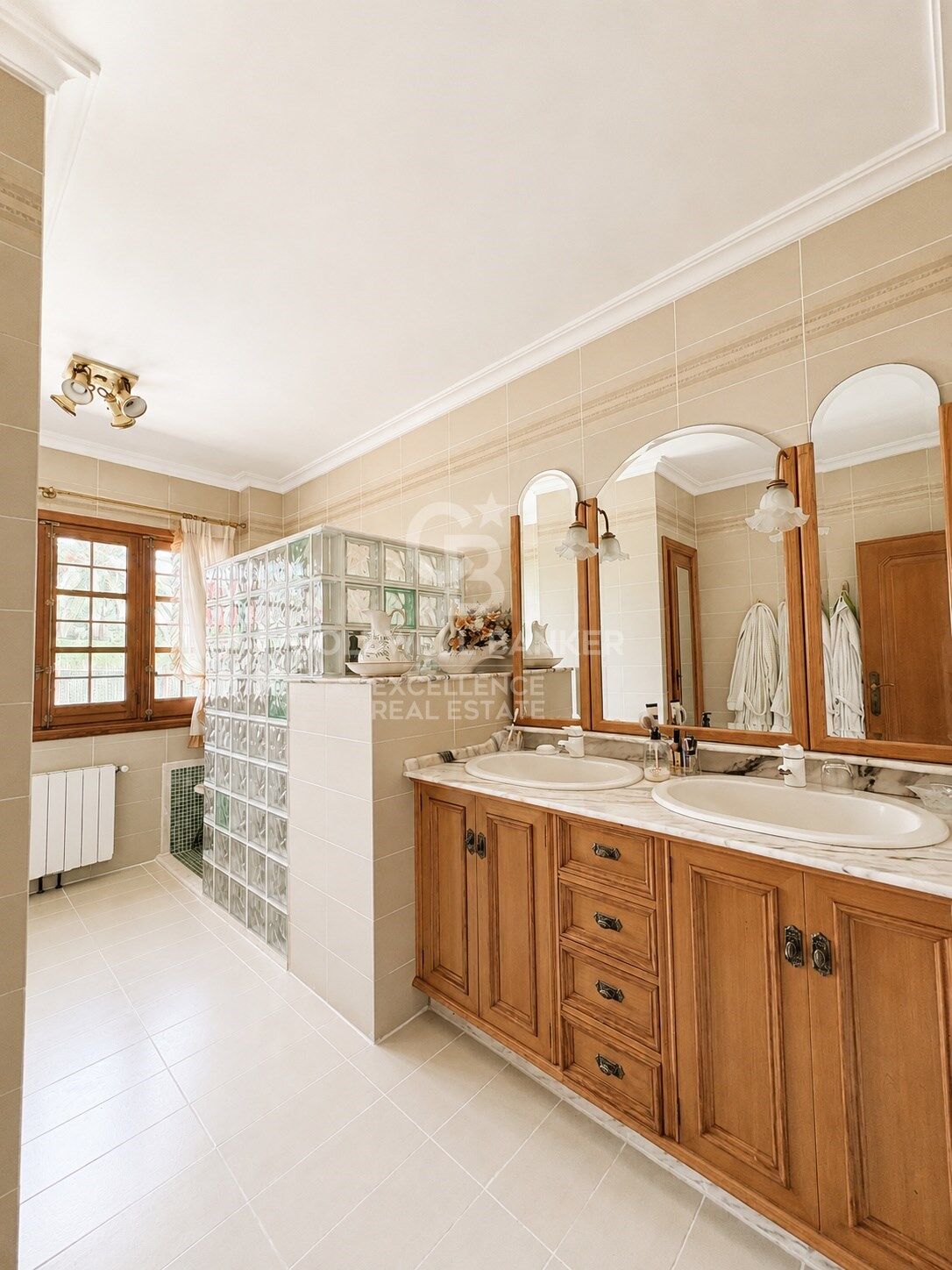 Villa en Torrent, València, España 7 dormitorios, 996 m2 No. 178640