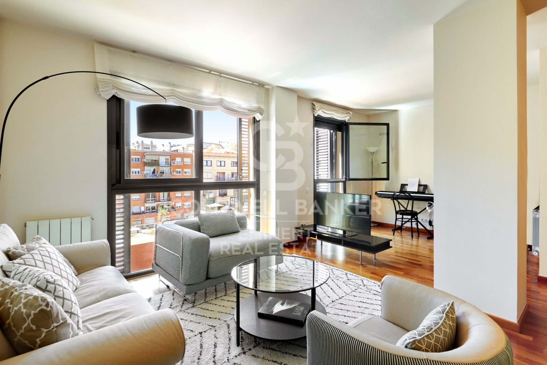 Huoneisto Barcelona, Espanja 2 makuuhuonetta, 105 m2 No. 178639