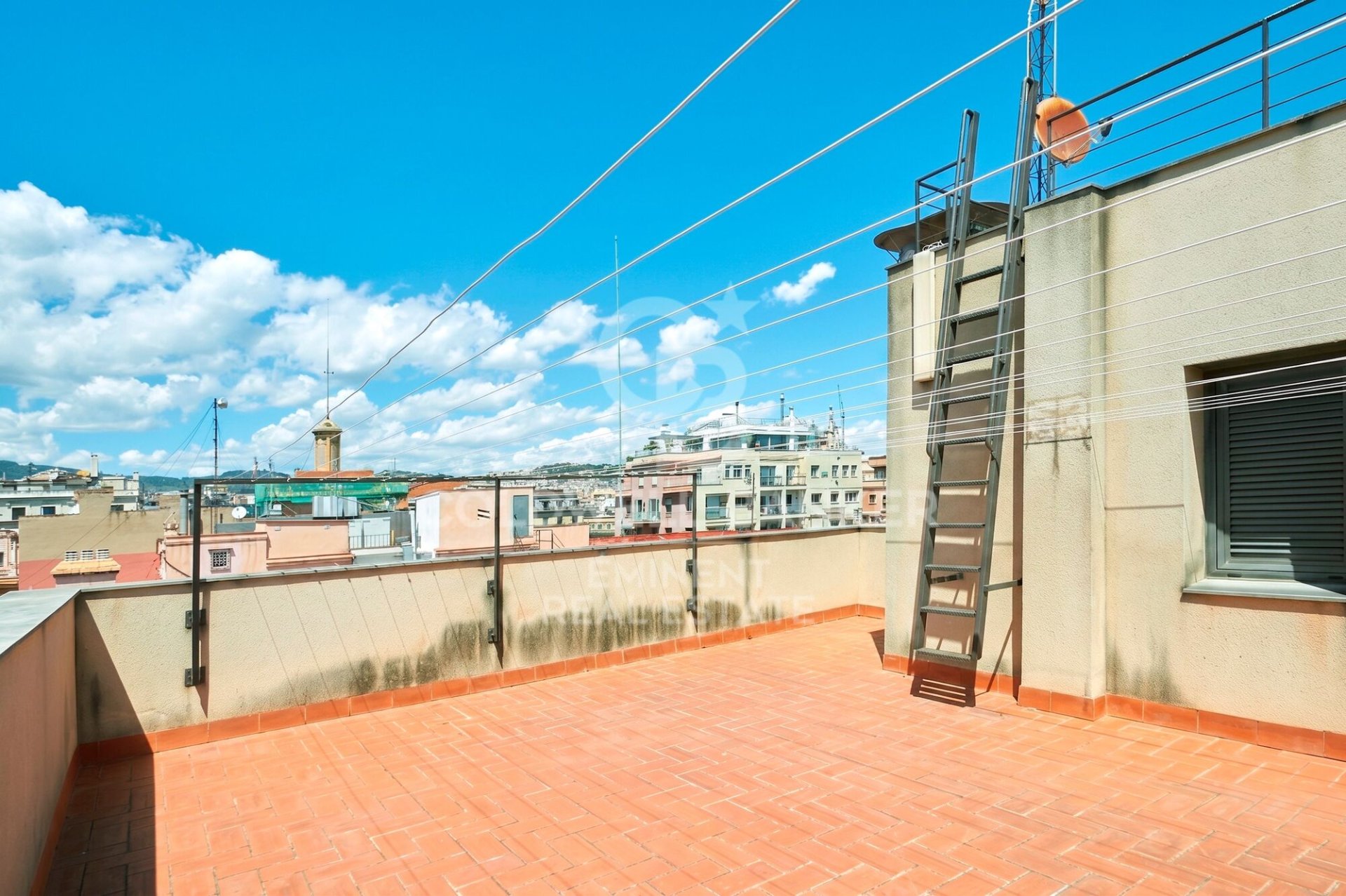 Huoneisto Barcelona, Espanja 2 makuuhuonetta, 105 m2 No. 178639