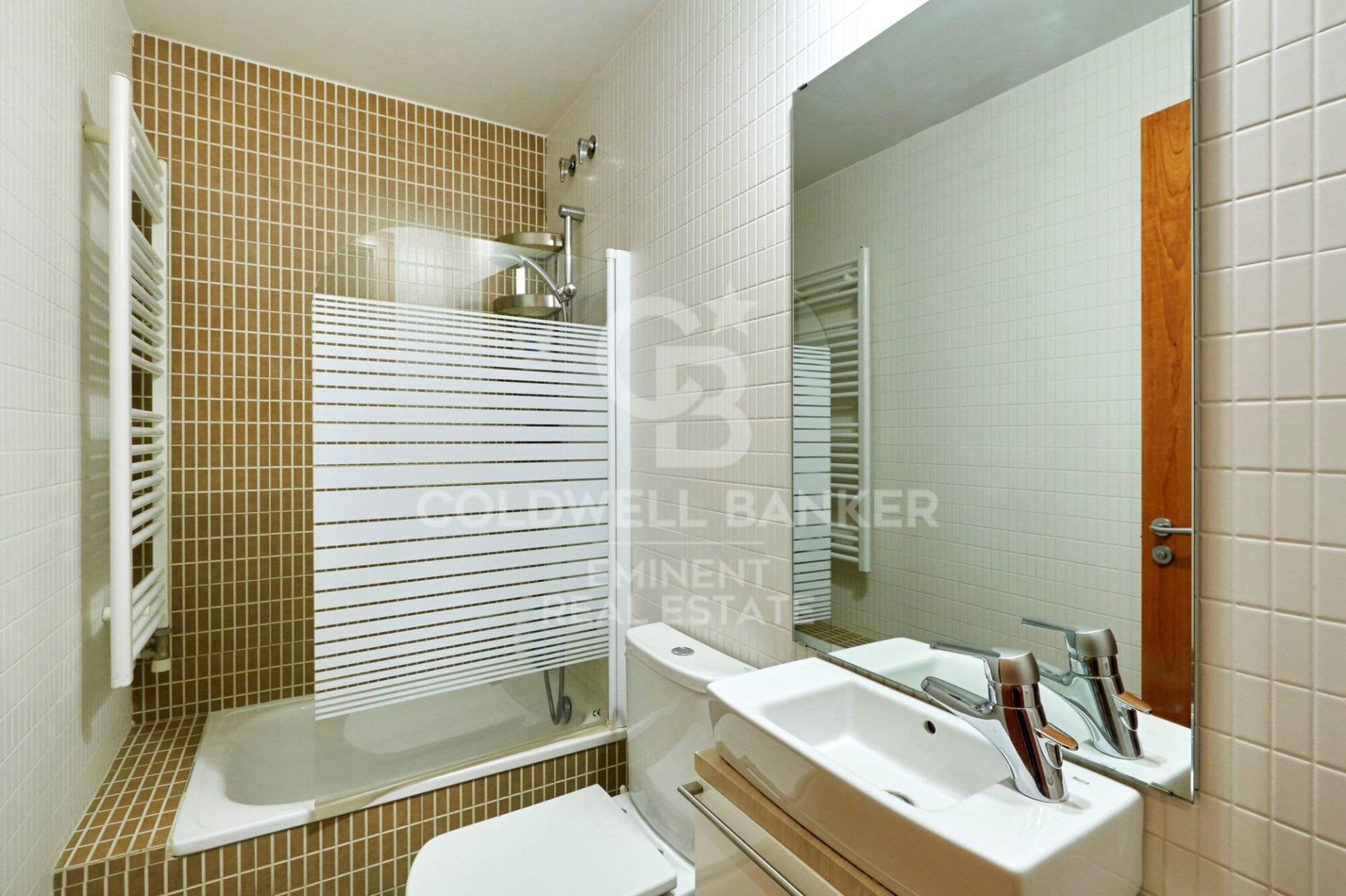 Huoneisto Barcelona, Espanja 2 makuuhuonetta, 105 m2 No. 178639