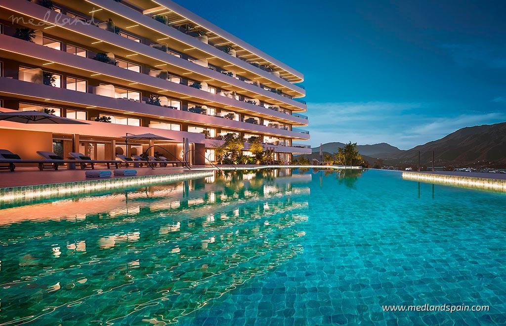 Apartment à Estepona, Malaga, Espagne 3 chambres, 122 m2 No. 132968