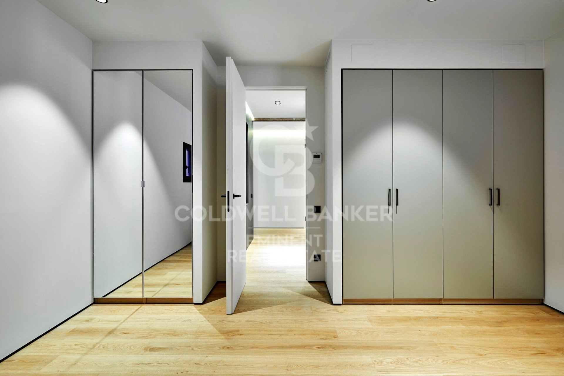Dzīvoklis Barcelona, Spānijā 4 istabas, 268 m2 Nr. 158907