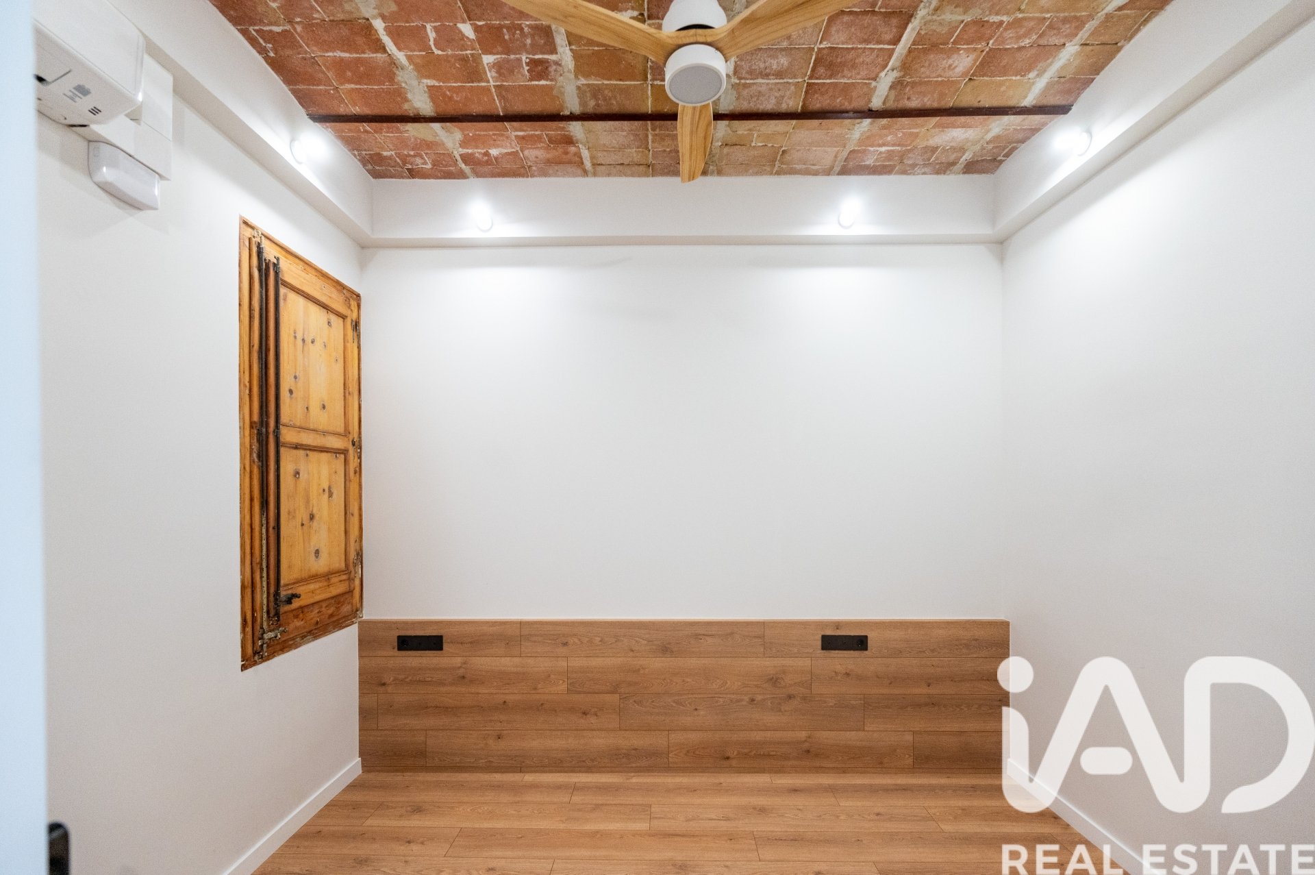Appartamento a Barcelona, Spagna 3 camere da letto, 95 mq. N° 173030