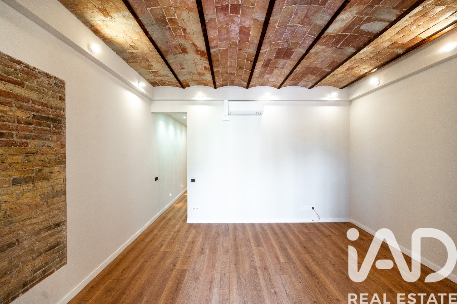Appartamento a Barcelona, Spagna 3 camere da letto, 95 mq. N° 173030