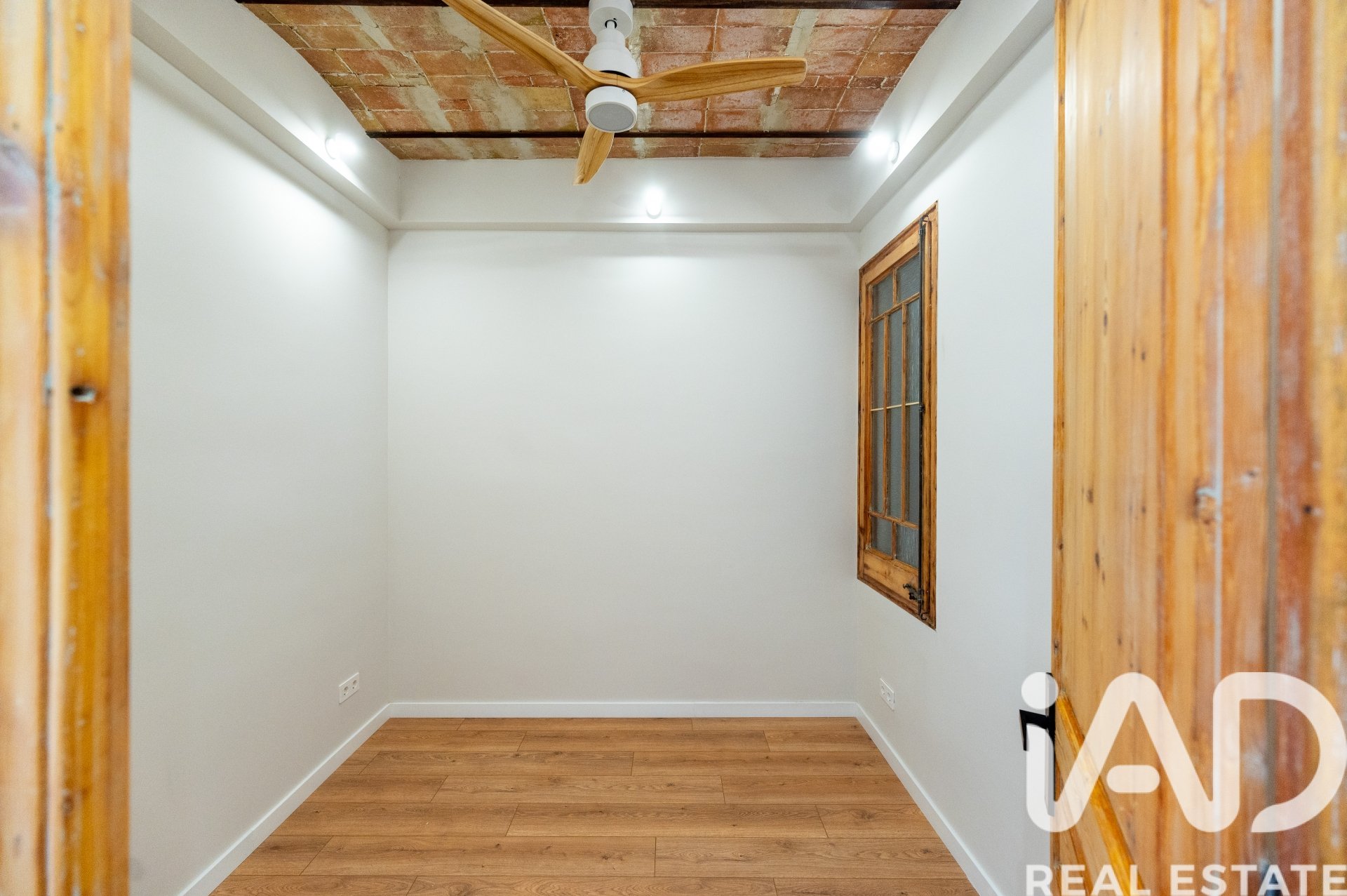 Appartamento a Barcelona, Spagna 3 camere da letto, 95 mq. N° 173030