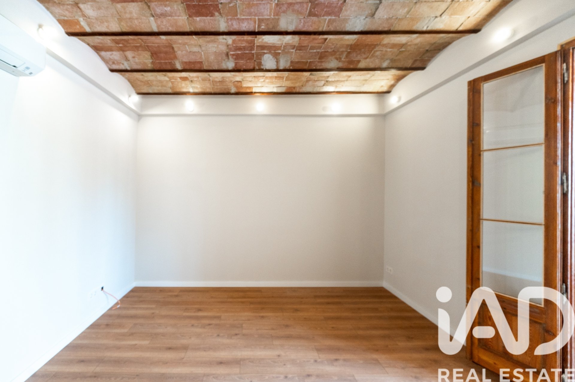 Appartamento a Barcelona, Spagna 3 camere da letto, 95 mq. N° 173030