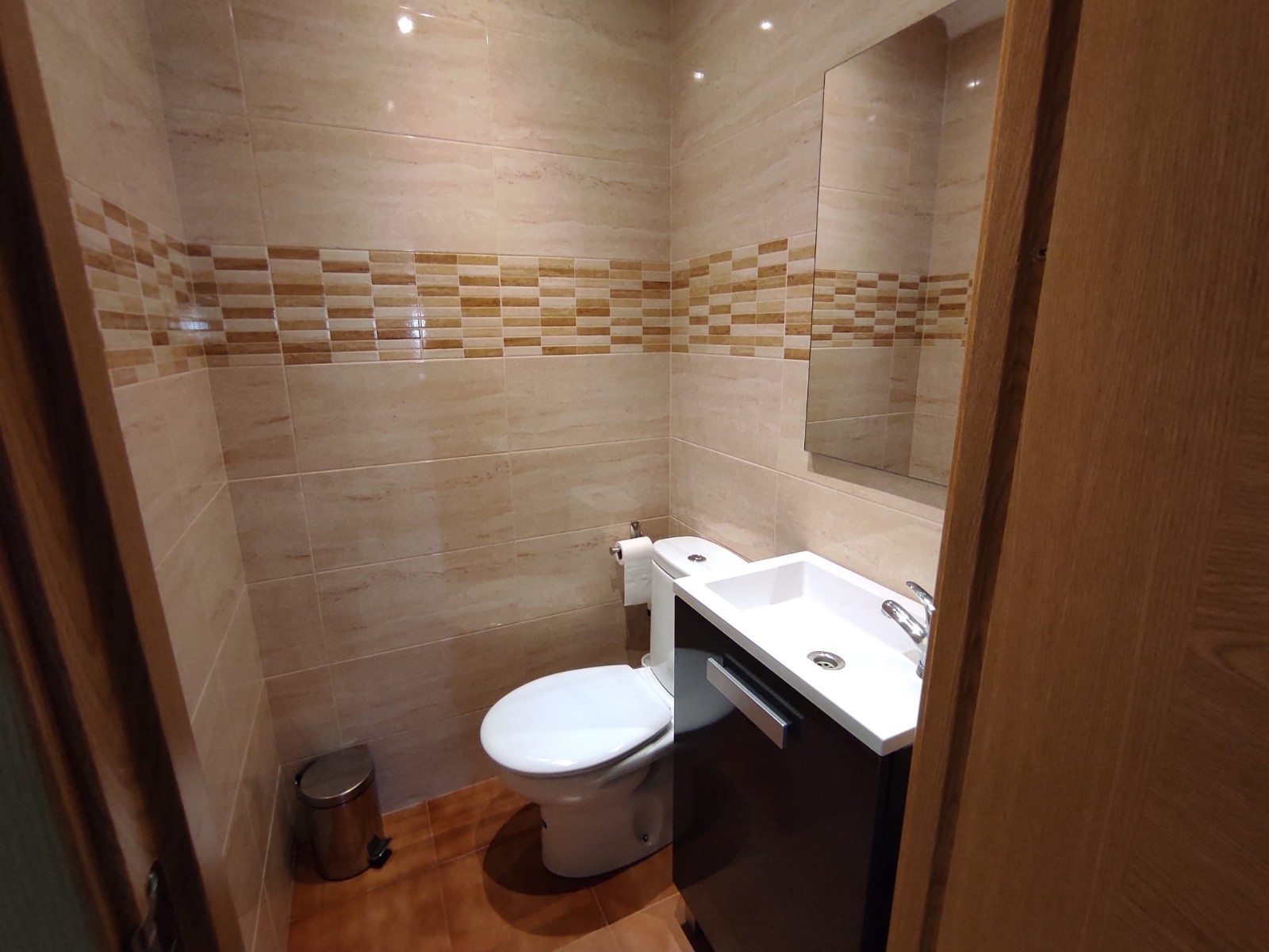 Liikekiinteistö Guardamar del Segura, Alicante, Espanja 2 makuuhuonetta, 91 m2 No. 183919