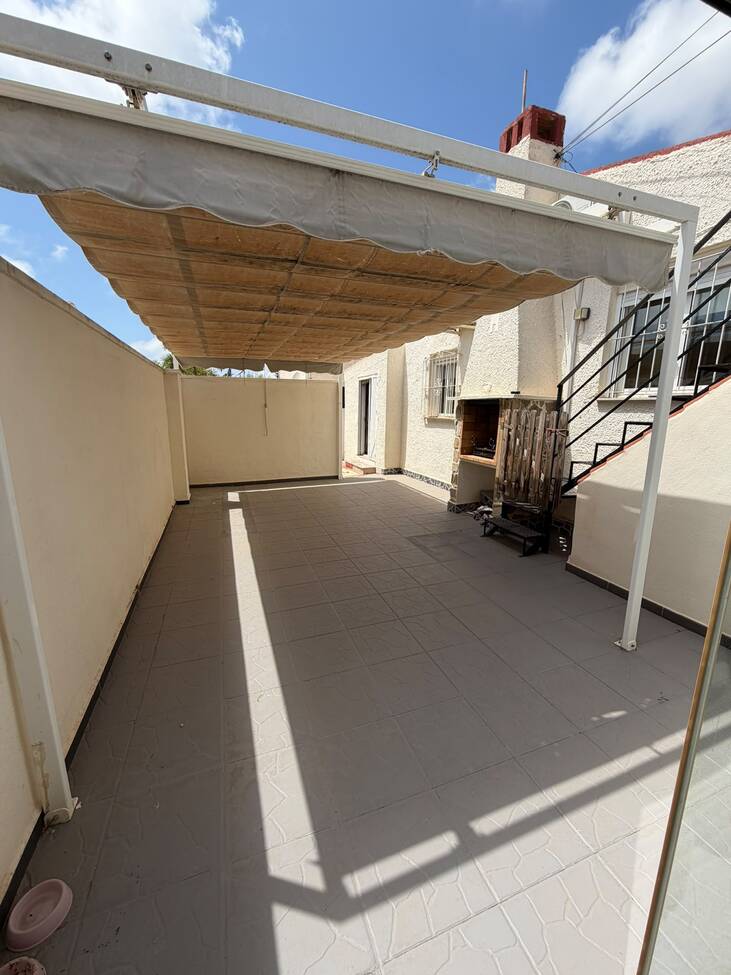 Villa a Cabo Roig, Alicante, Spagna 2 camere da letto, 85 mq. N° 192005