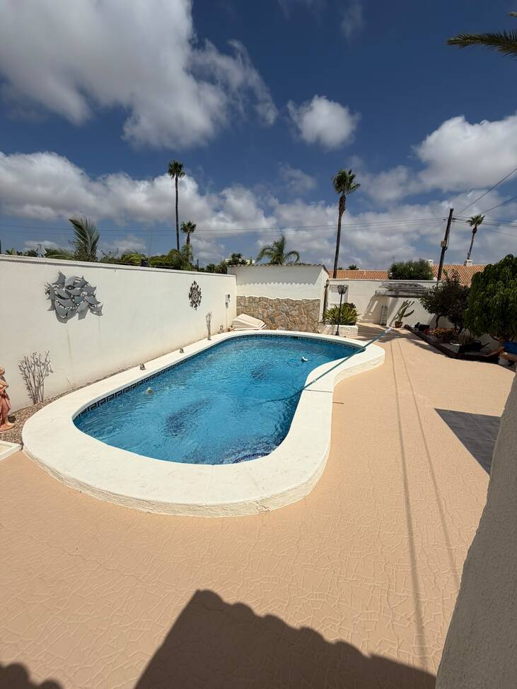 Villa a Cabo Roig, Alicante, Spagna 2 camere da letto, 85 mq. N° 192005