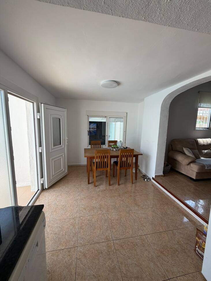 Villa a Cabo Roig, Alicante, Spagna 2 camere da letto, 85 mq. N° 192005