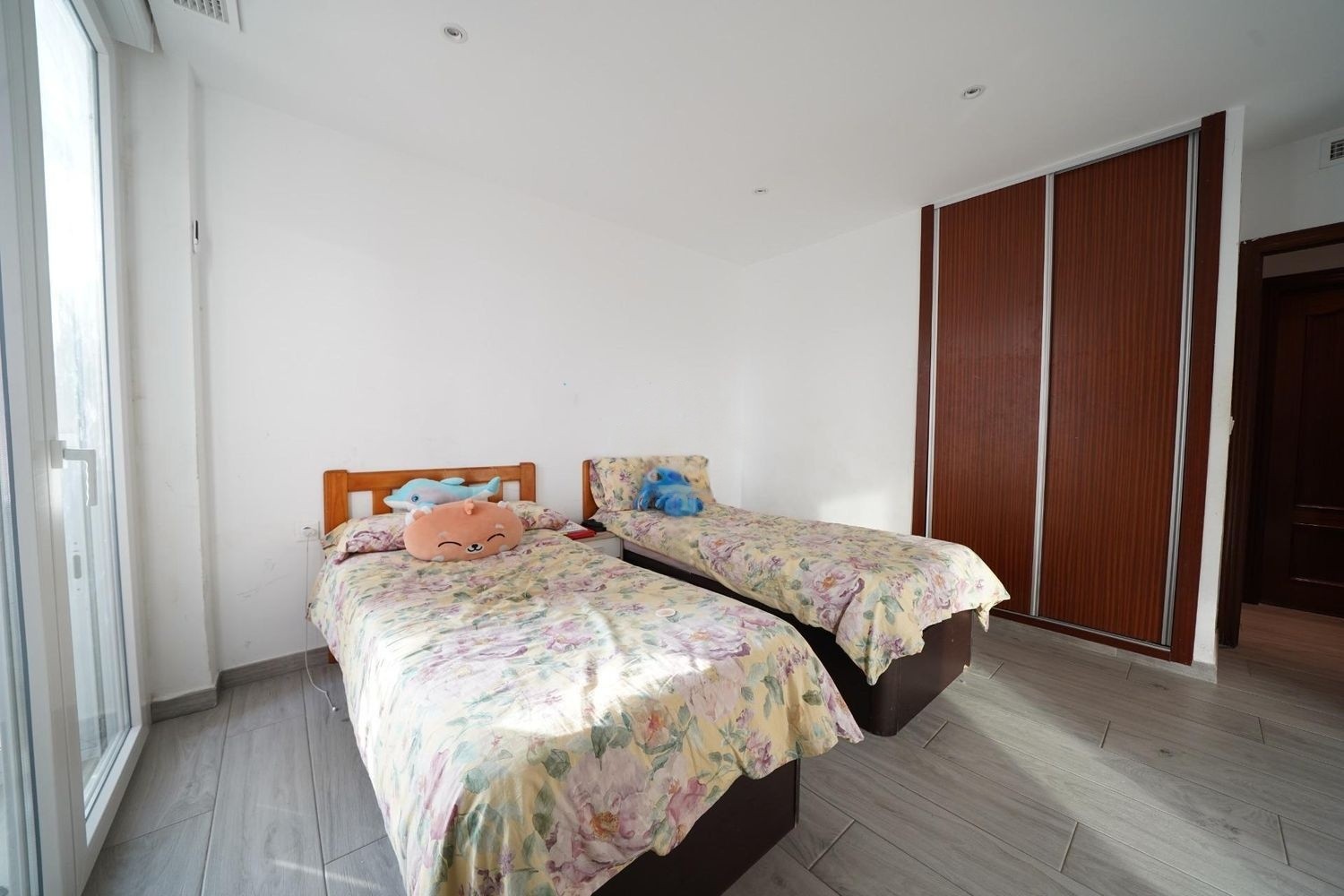 Apartamento en Alicante, España 3 dormitorios, 130 m2 No. 180109
