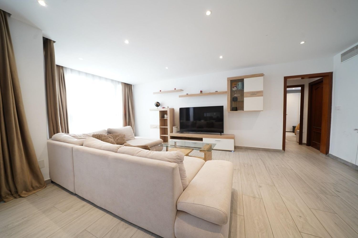Apartamento en Alicante, España 3 dormitorios, 130 m2 No. 180109