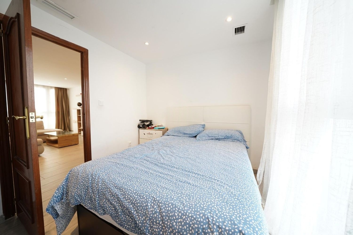 Apartamento en Alicante, España 3 dormitorios, 130 m2 No. 180109