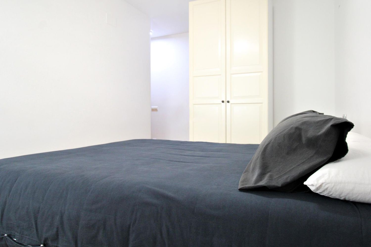 Apartment in Alicante, Spain 4 bedrooms, 104 sq.m. No. 180107
