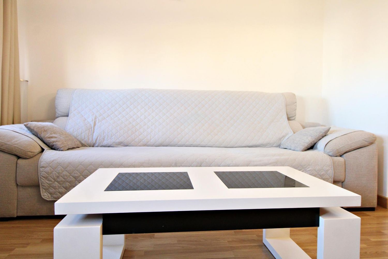 Apartment in Alicante, Spain 4 bedrooms, 104 sq.m. No. 180107