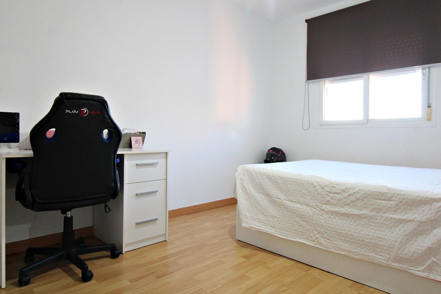 Apartment in Alicante, Spain 4 bedrooms, 104 sq.m. No. 180107
