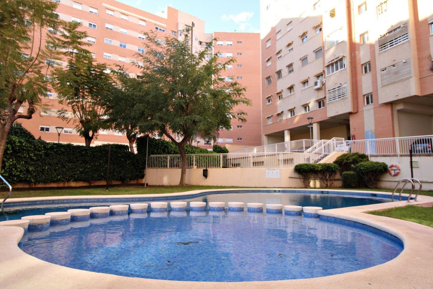 Apartment in Alicante, Spain 4 bedrooms, 104 sq.m. No. 180107